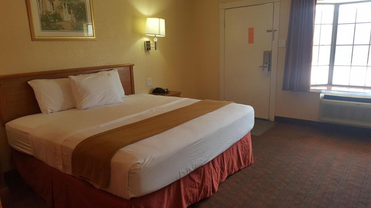 Stadium Motel - Lubbock Medical Center 외부 사진